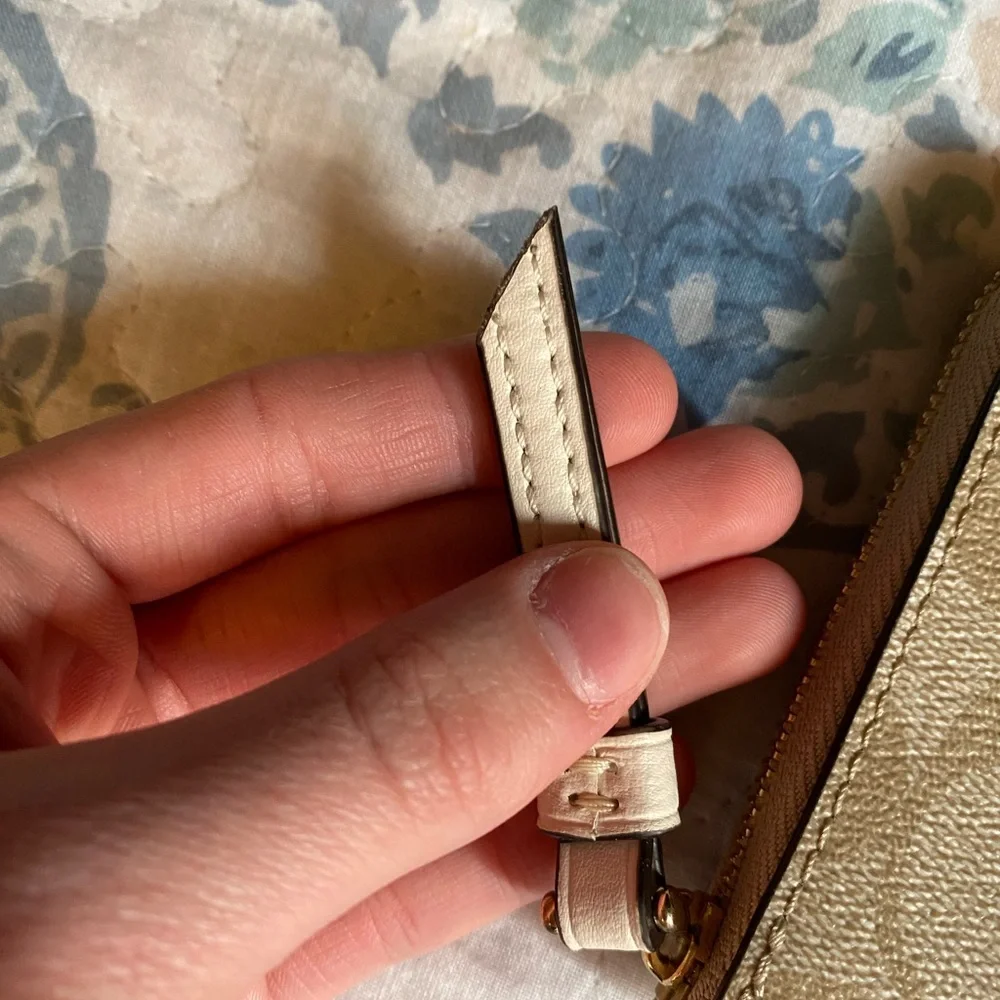 Coach Large Phone Wallet SOLD - Picture 5 of 6